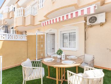 Bestaand - Townhouse / Semi-detached - Orihuela Costa - Villamartin