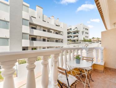 Bestaand - Townhouse / Semi-detached - Orihuela Costa - Villamartin