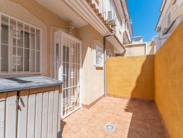 Bestaand - Townhouse / Semi-detached - Orihuela Costa - Villamartin