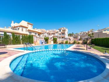 Bestaand - Townhouse / Semi-detached - Orihuela Costa - Villamartin