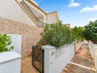 Bestaand - Townhouse / Semi-detached - Orihuela Costa - Villamartin