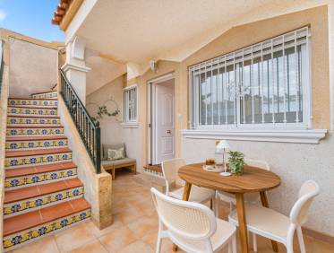 Bestaand - Townhouse / Semi-detached - Orihuela Costa - Villamartin