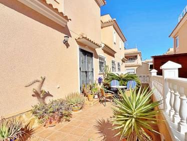Bestaand - Townhouse / Semi-detached - Orihuela Costa - Villamartin