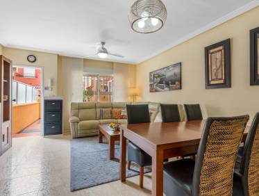 Bestaand - Townhouse / Semi-detached - Orihuela Costa - Villamartin