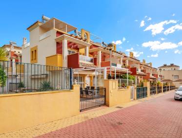 Bestaand - Townhouse / Semi-detached - Orihuela Costa - Villamartin