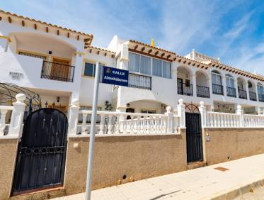 Bestaand - Townhouse / Semi-detached - Punta Prima - La Ciñuelica