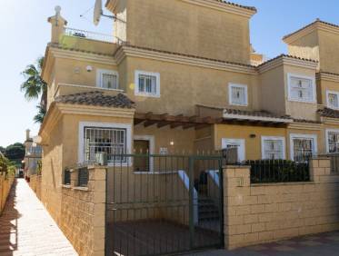 Bestaand - Townhouse / Semi-detached - Punta Prima - Mariblanca