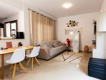 Bestaand - Townhouse / Semi-detached - Punta Prima