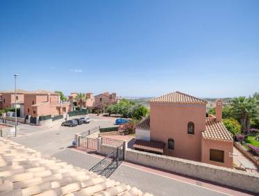 Bestaand - Townhouse / Semi-detached - San Miguel de Salinas - San Miguel