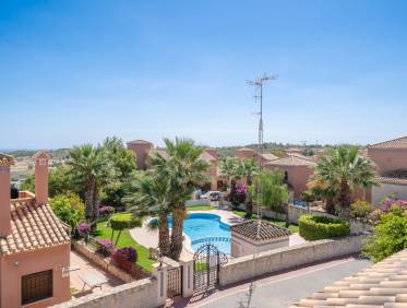 Bestaand - Townhouse / Semi-detached - San Miguel de Salinas - San Miguel