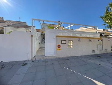 Bestaand - Townhouse / Semi-detached - Torre de la Horadada - Torre de La Horadada - Town