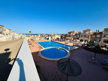 Bestaand - Townhouse / Semi-detached - Torrevieja - Aguas Nuevas