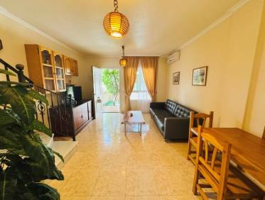 Bestaand - Townhouse / Semi-detached - Torrevieja - Aguas Nuevas