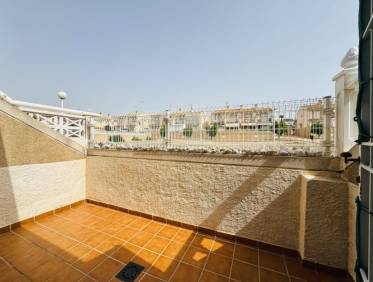 Bestaand - Townhouse / Semi-detached - Torrevieja - Aguas Nuevas