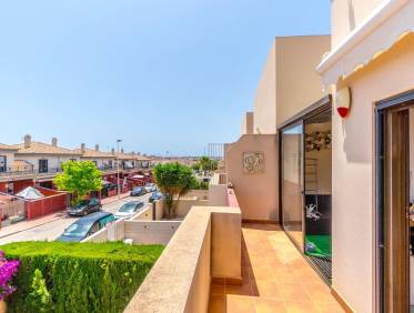 Bestaand - Townhouse / Semi-detached - Torrevieja - Aguas Nuevas