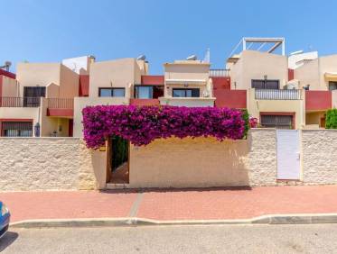 Bestaand - Townhouse / Semi-detached - Torrevieja - Aguas Nuevas