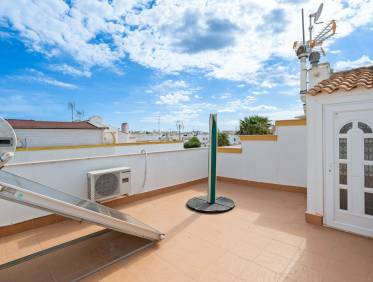 Bestaand - Townhouse / Semi-detached - Torrevieja - Habaneras