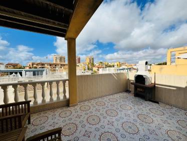 Bestaand - Townhouse / Semi-detached - Torrevieja - La Rosaleda