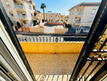 Bestaand - Townhouse / Semi-detached - Torrevieja - La Rosaleda