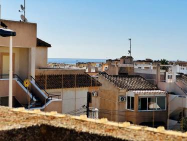 Bestaand - Townhouse / Semi-detached - Torrevieja - La Rosaleda