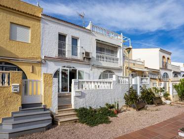 Bestaand - Townhouse / Semi-detached - Torrevieja - La Siesta