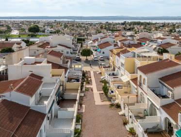 Bestaand - Townhouse / Semi-detached - Torrevieja - La Siesta