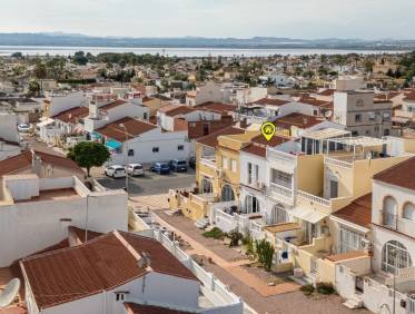 Bestaand - Townhouse / Semi-detached - Torrevieja - La Siesta