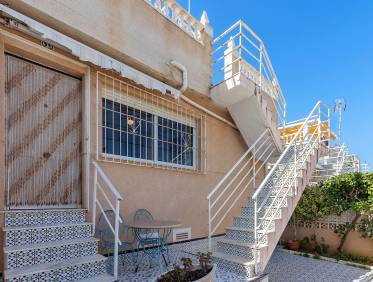 Bestaand - Townhouse / Semi-detached - Torrevieja - Los Balcones - Los Altos del Edén