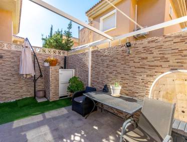 Bestaand - Townhouse / Semi-detached - Torrevieja - Los Balcones - Los Altos del Edén