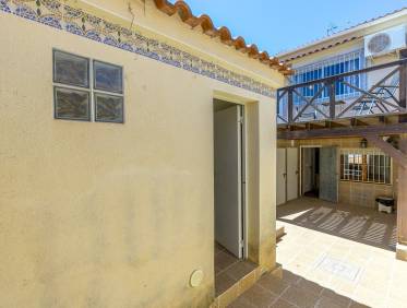 Bestaand - Townhouse / Semi-detached - Torrevieja - Los Balcones