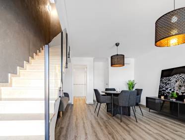 Bestaand - Townhouse / Semi-detached - Torrevieja - Los Balcones