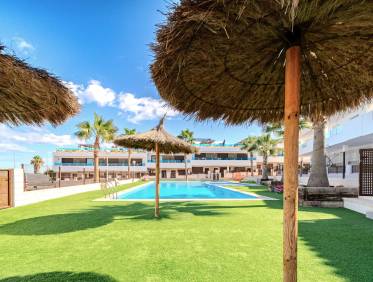 Bestaand - Townhouse / Semi-detached - Torrevieja - Los Balcones