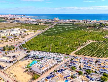 Bestaand - Townhouse / Semi-detached - Torrevieja - Los Balcones
