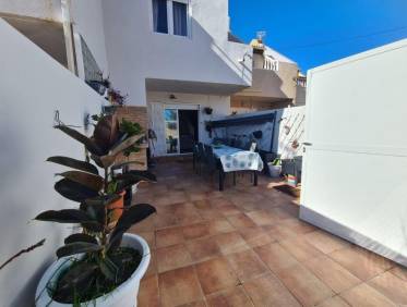 Bestaand - Townhouse / Semi-detached - Torrevieja - Los Frutales