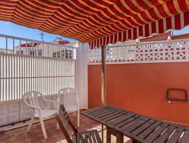 Bestaand - Townhouse / Semi-detached - Torrevieja - Torretas