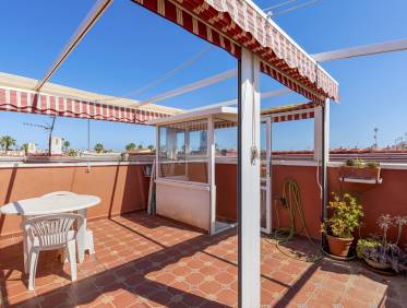 Bestaand - Townhouse / Semi-detached - Torrevieja - Torretas