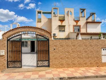 Bestaand - Townhouse / Semi-detached - Torrevieja