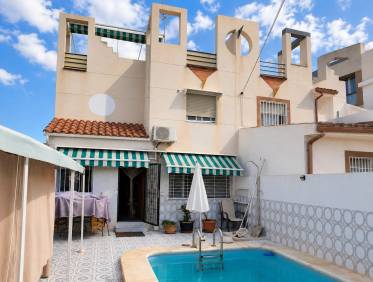 Bestaand - Townhouse / Semi-detached - Torrevieja