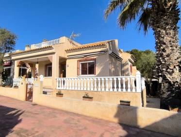 Bestaand - Villa - Algorfa - Montemar - Saint Andrews Heights