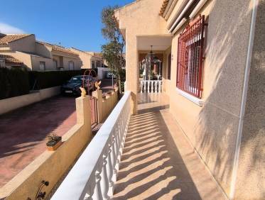 Bestaand - Villa - Algorfa - Montemar - Saint Andrews Heights