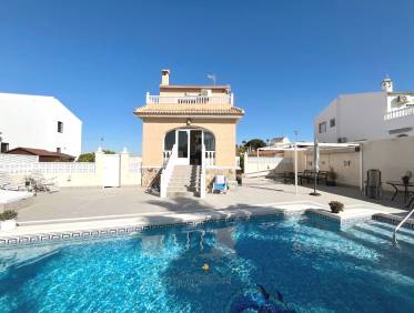Bestaand - Villa - Benijófar - Monte Azul/ El Dorado