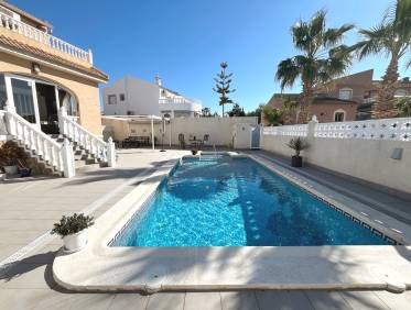 Bestaand - Villa - Benijófar - Monte Azul/ El Dorado
