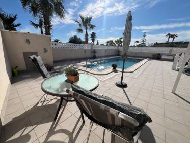 Bestaand - Villa - Benijófar - Monte Azul/ El Dorado