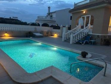 Bestaand - Villa - Benijófar - Monte Azul/ El Dorado