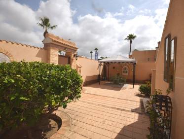 Bestaand - Villa - Ciudad Quesada - Doña Pepa