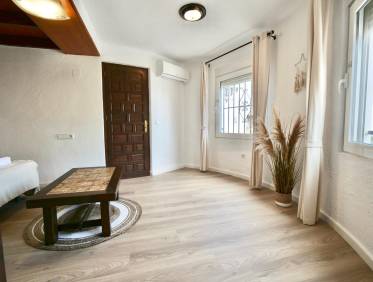 Bestaand - Villa - Denia