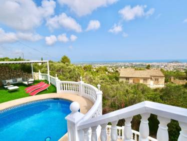 Bestaand - Villa - Denia