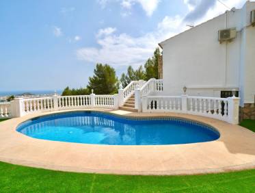 Bestaand - Villa - Denia