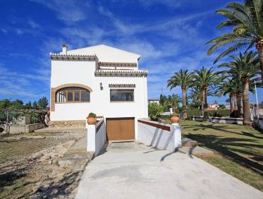 Bestaand - Villa - Denia