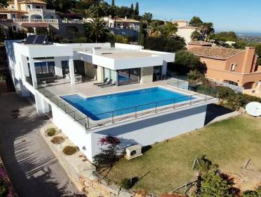 Bestaand - Villa - Denia